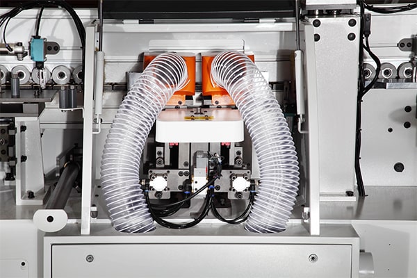 SE-108B全自動(dòng)直線封邊機(jī)